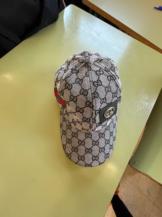 Gorra Gucci Gris GG Monogram