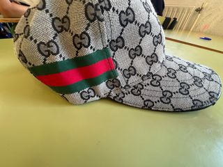 Gorra Gucci Gris GG Monogram