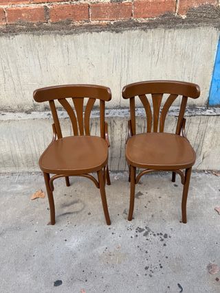 Sillas tipo thonet color marron