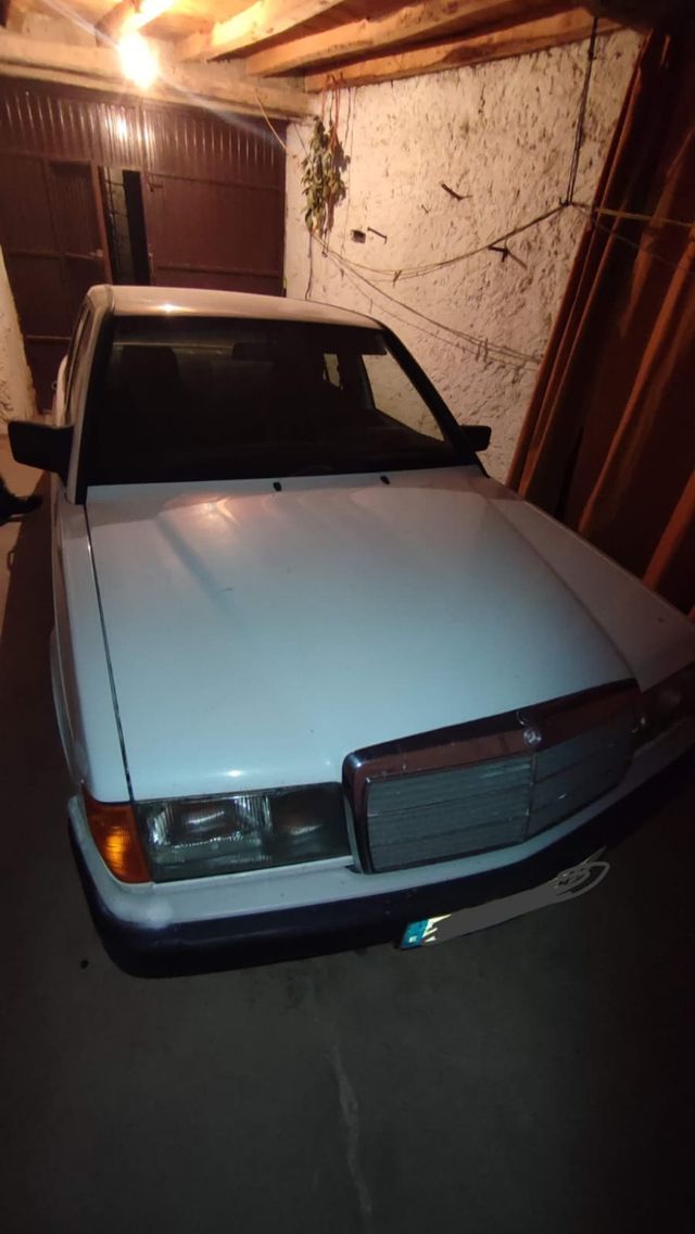 Mercedes-Benz Clase E 1991