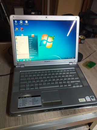 Portátil Sony Vaio VGN-CR21S Gris/Plata