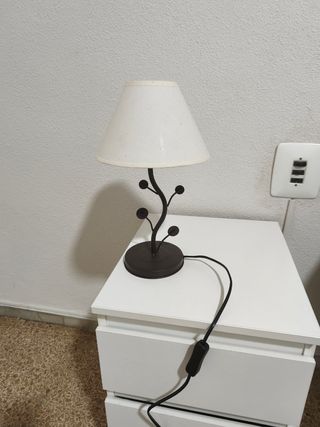 Lámpara de mesa marrón y blanca(te lo 4) 4€/unidad