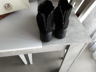 Botines negros talla 36