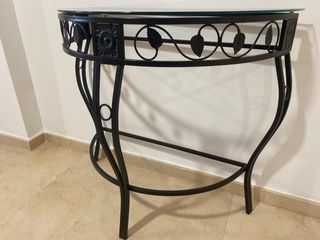 Mesa de entrada hierro y cristal