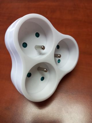 Adaptador Enchufe 3 Tomas