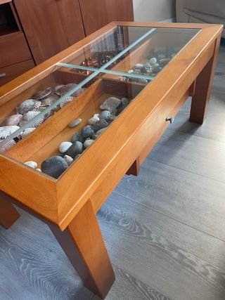 Mesa centro madera y cristal con piedras