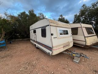 Caravana Burstner Club - 750kg