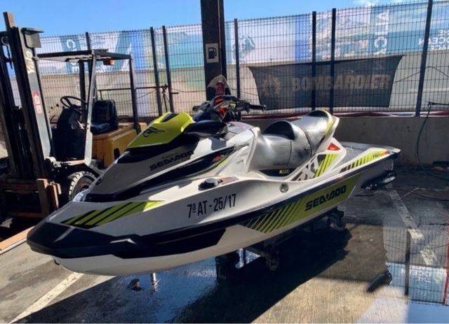 Moto de agua Seadoo 300RXT