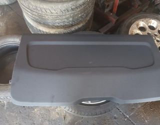 Audi 8y4867769 bandeja trasera 136158