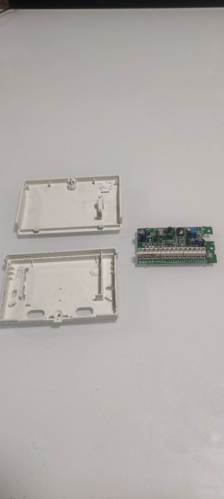 Expansor de zonas para central de alarma Sintony.