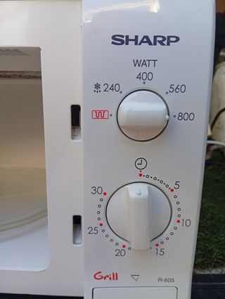 Microondas Sharp Grill R-605