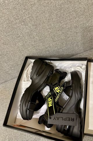Sandalias Replay Negras Plataforma