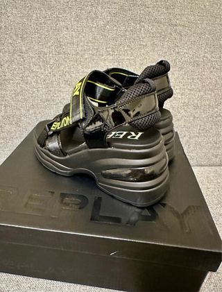 Sandalias Replay Negras Plataforma