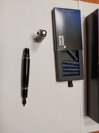 Pluma Montblanc Royal Blue + Caja y Recambios