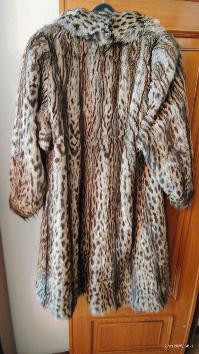 Abrigo de piel estampado