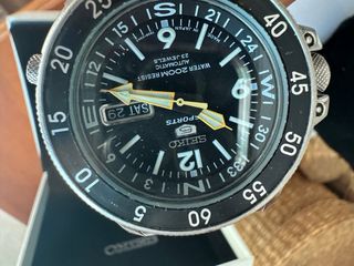Reloj Seiko 5 Sports Automático 