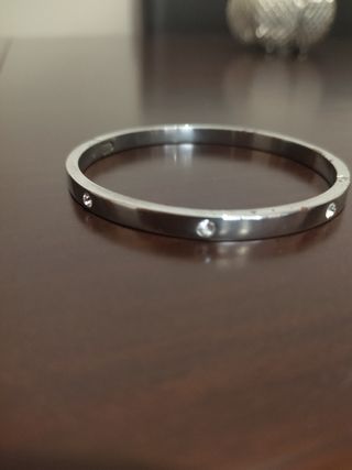 Pulsera plateada con circonitas