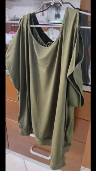 Camiseta SHEIN verde manga corta XXL nueva