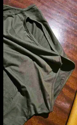 Camiseta SHEIN verde manga corta XXL nueva