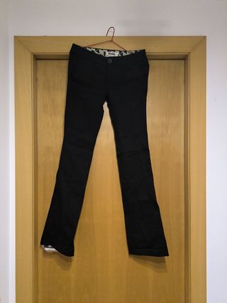 Pantalón Bershka Negro 36