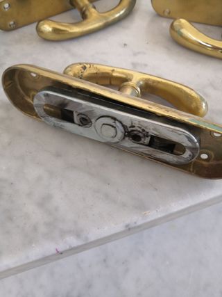 Maniglie per finestre 