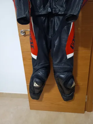 Mono Dainese Avro 2 Piezas Talla 48