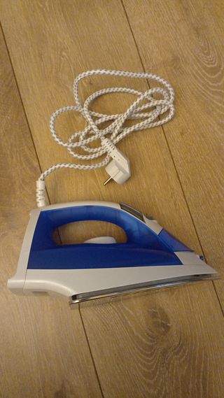 Plancha de vapor Habitex HG7251 2200W casi nueva