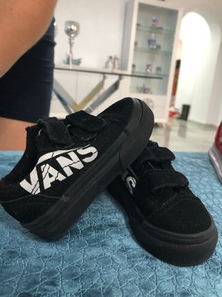 Botines Adidas niño rojos