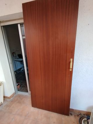 Puerta de madera
