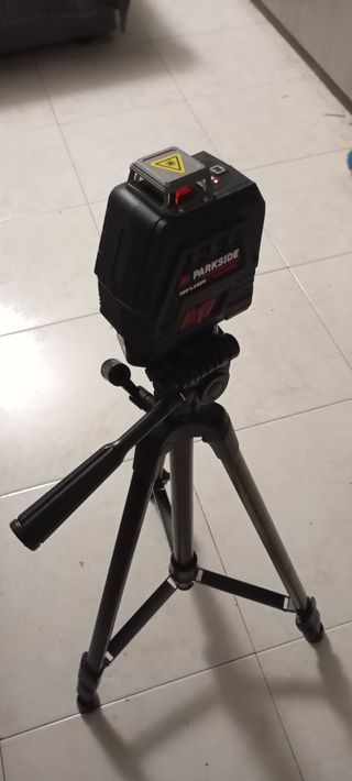Nivel Láser Parkside con Trípode