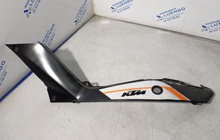 Lateral trasero izquierdo KTM 390 Duke 2014