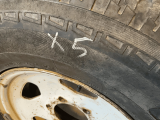 LLanta Neumatico 215/80R15102S 4x4