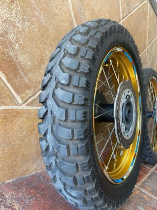 Neumáticos Mitas E07 Enduro Trail R21 y R18