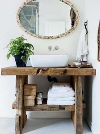 Mueble de baño rústico de madera