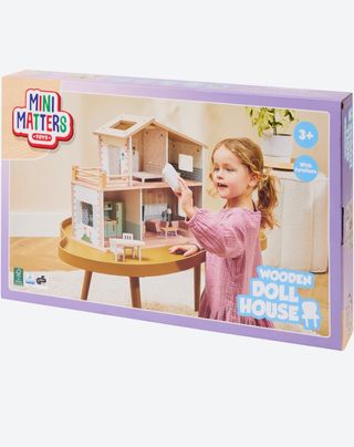 Casa de muñecas de madera. NUEVO