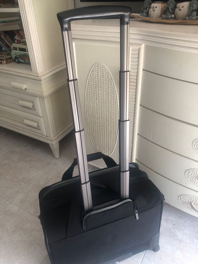Maleta de negocios Samsonite negra