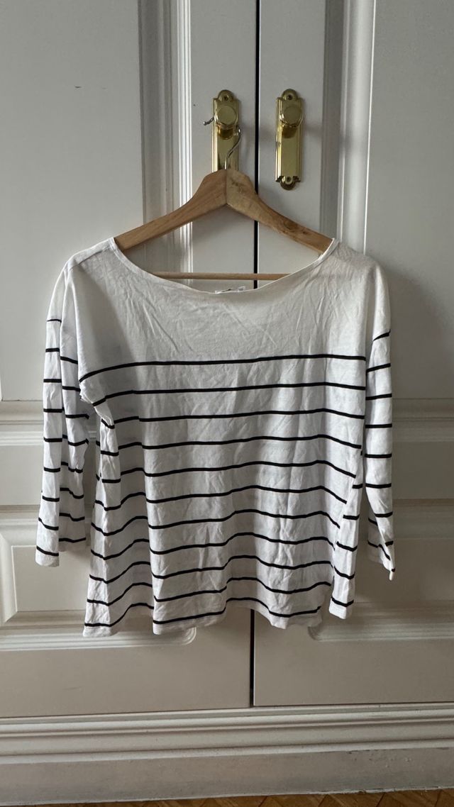 Camiseta Rayas Zara Blanca y Negra