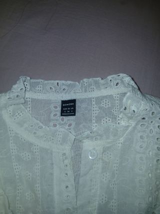 Blusa blanca mujer volantes bordada 