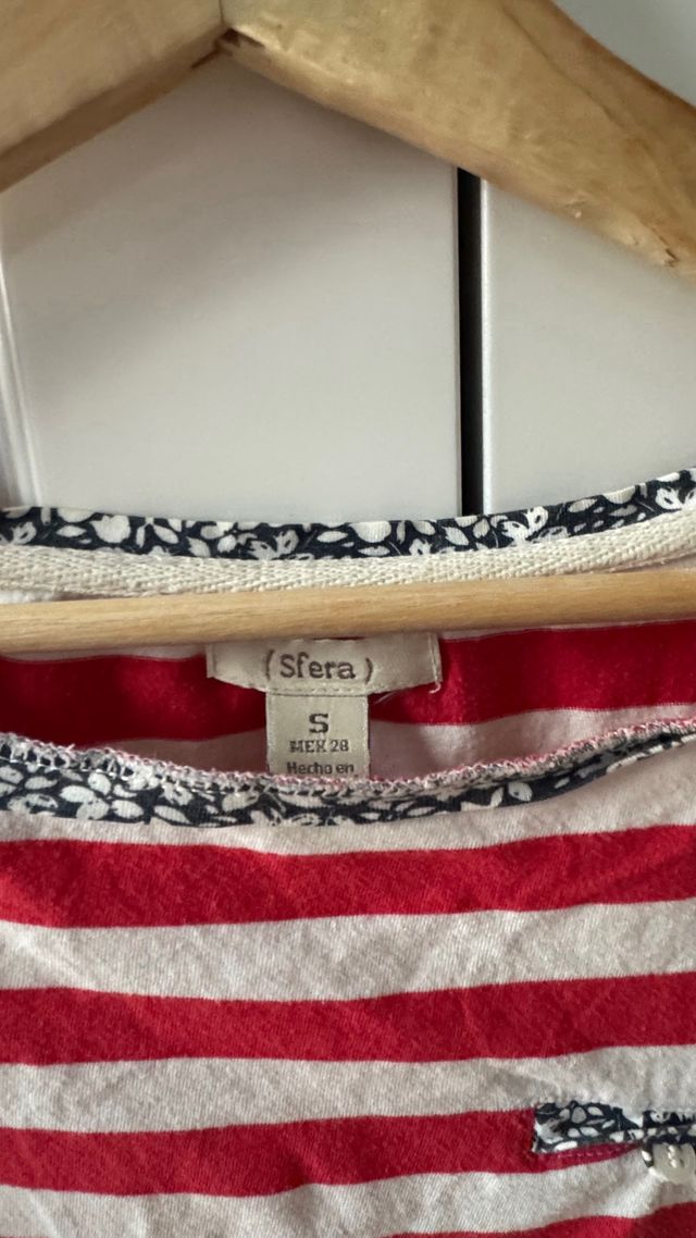 Camiseta Sfera Rayas Rojas y Blancas