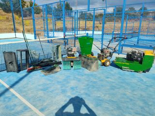 Maquinaria Mantenimiento Pistas Pádel