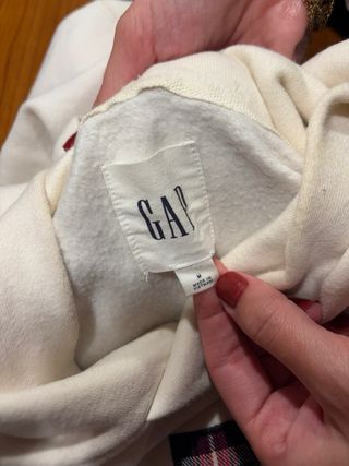 Sudadera GAP Blanca con Logo Tartán