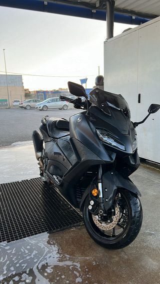 Yamaha Tmax