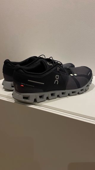 Zapatillas On Running Cloud Negro/Gris