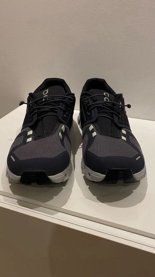 Zapatillas On Running Cloud Negro/Gris