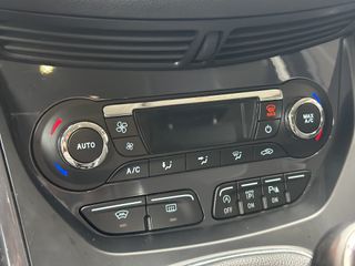 Ford Kuga 1.6 150 cv Titanium año 2014