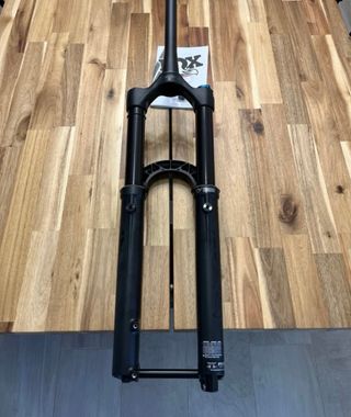 Horquilla Fox 38 Rhythm 180mm E-Bike