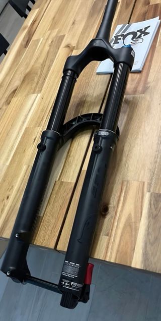 Horquilla Fox 38 Rhythm 180mm E-Bike