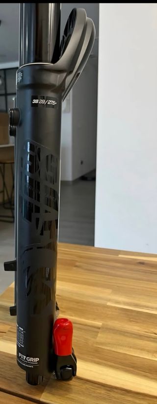 Horquilla Fox 38 Rhythm 180mm E-Bike