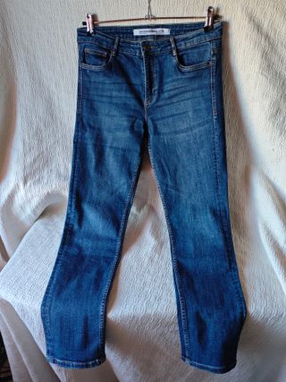Pantalones vaqueros rectos azul talla 42 Zara