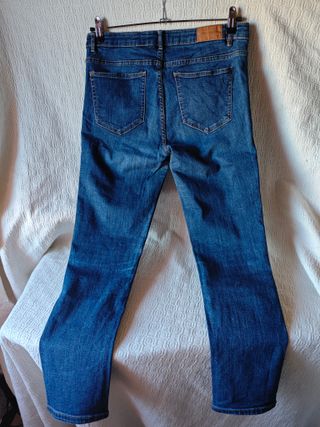 Pantalones vaqueros rectos azul talla 42 Zara